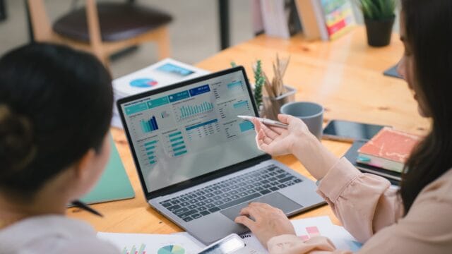 Do Index Funds Pay Dividends to Investors